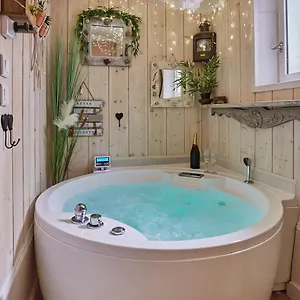 Aix Sauna Jacuzzi Balneo Privatifs Hyper Centre Historique Cour Interieur Apartment